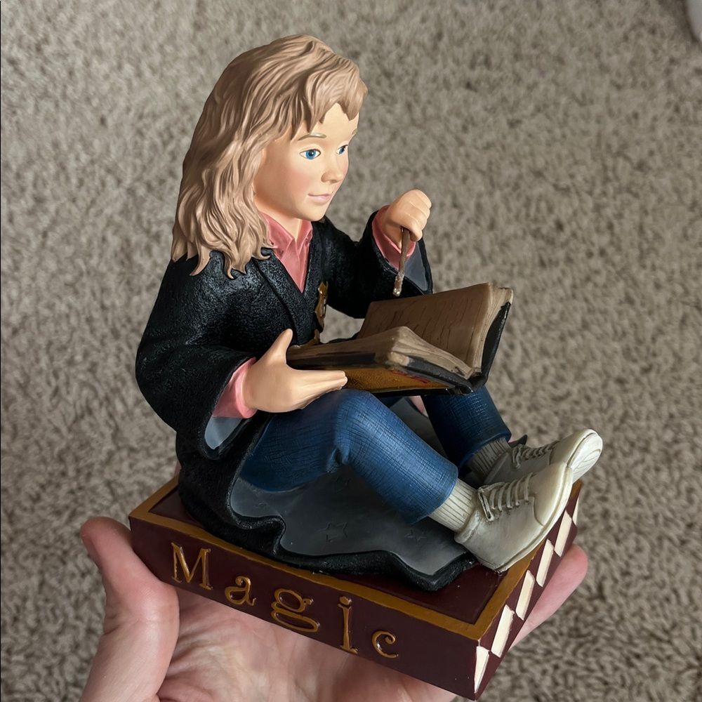 Hermione Granger Harry Potter Enesco Book Buddy bookend figurine NIB VTG retired